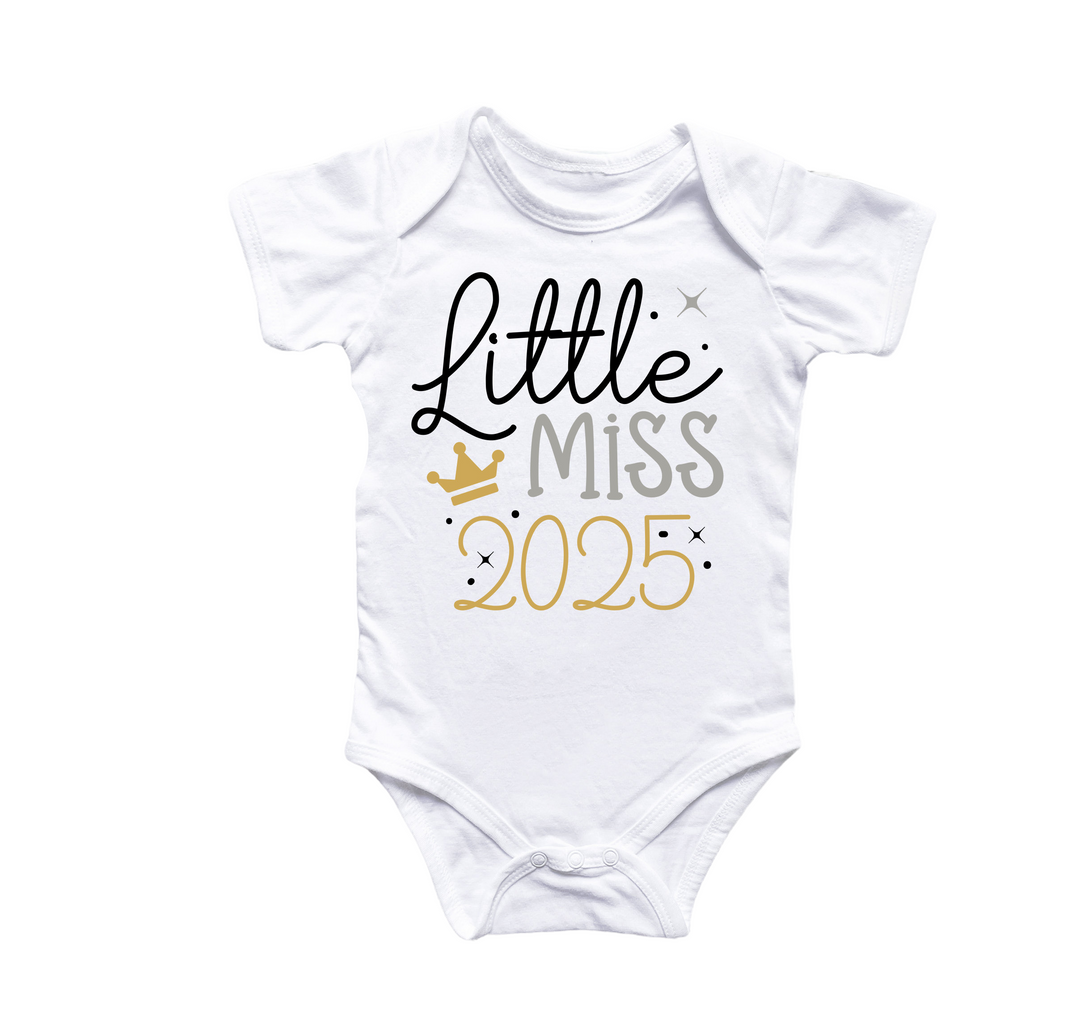 a baby bodysuit with the words little miss on it