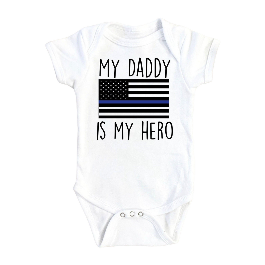a baby bodysuit with the words my daddy is my hero on it